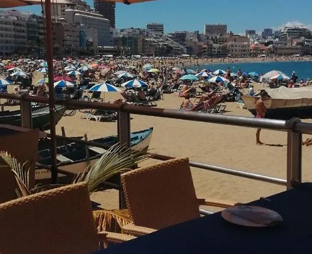 Brisa Naval * לאס פאלמס דה גראן קנאריה